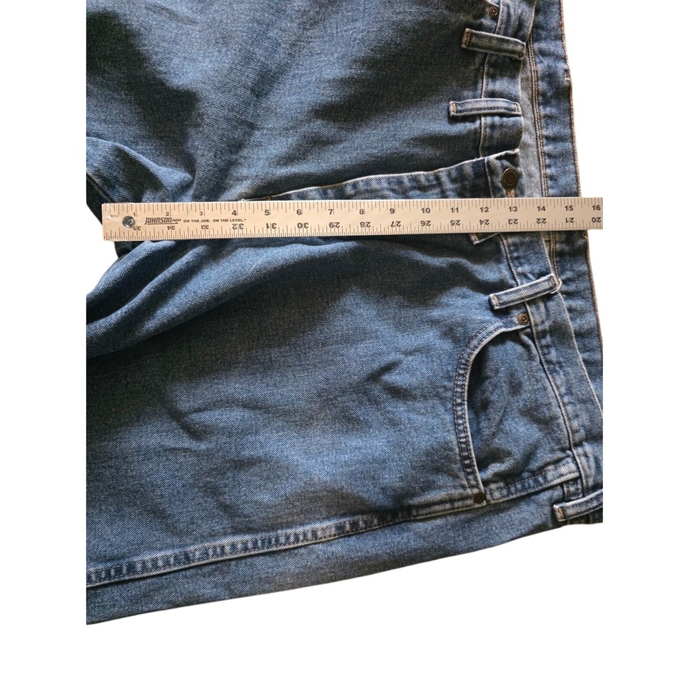 Wrangler Rugged Wear Mens Jeans 44x30 Blue Denim Relaxed Fit Straight Leg - Picture 9 of 9